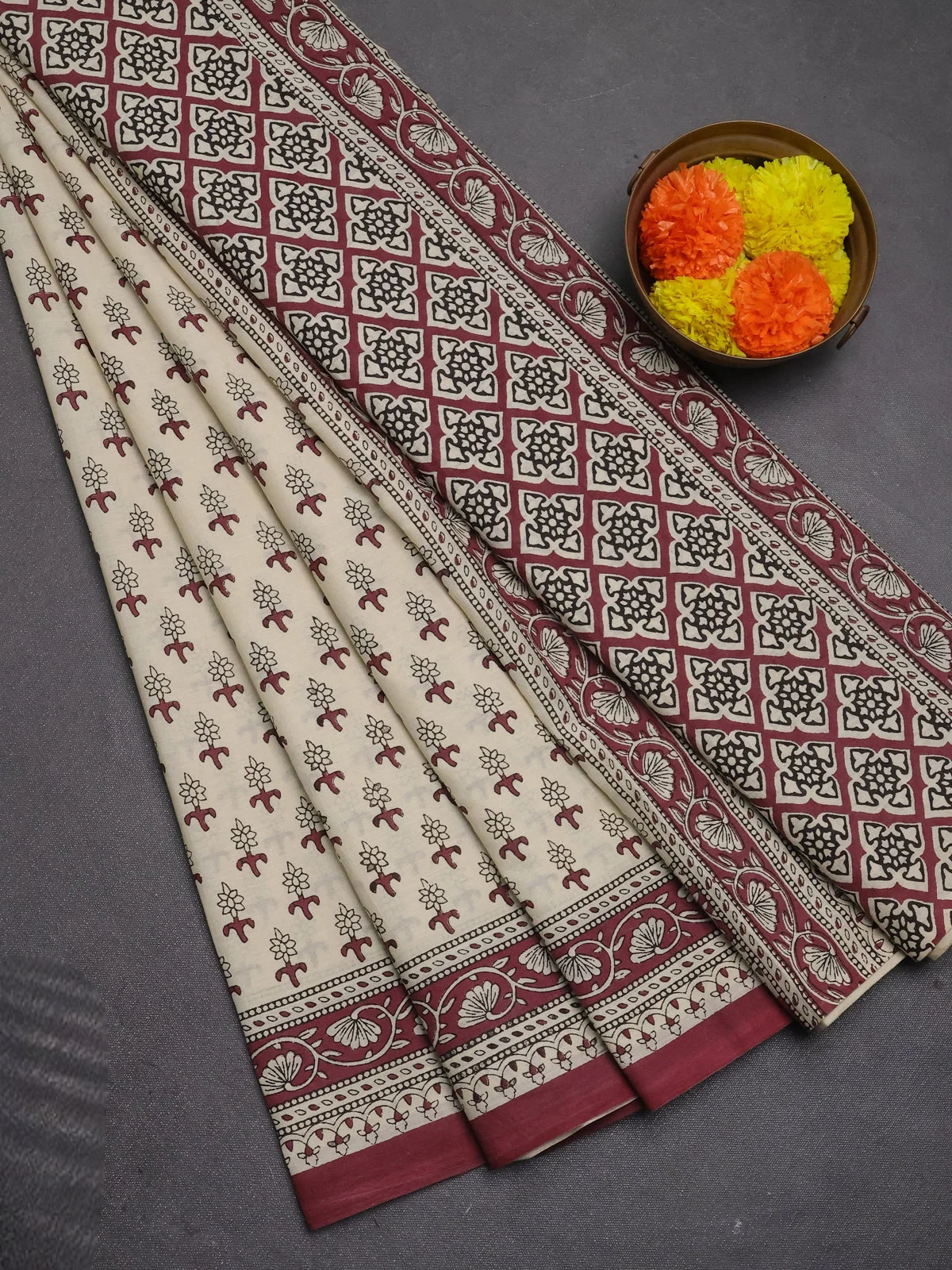 Jaipur Cotton Saree - Beige and Wine